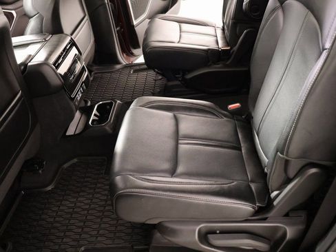 Used 2024 Jeep Wagoneer Series II w/ Premium Group I image 13