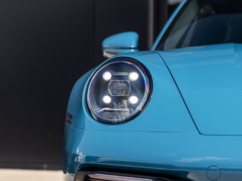 Certified 2023 Porsche 911 Carrera S RWD image 20