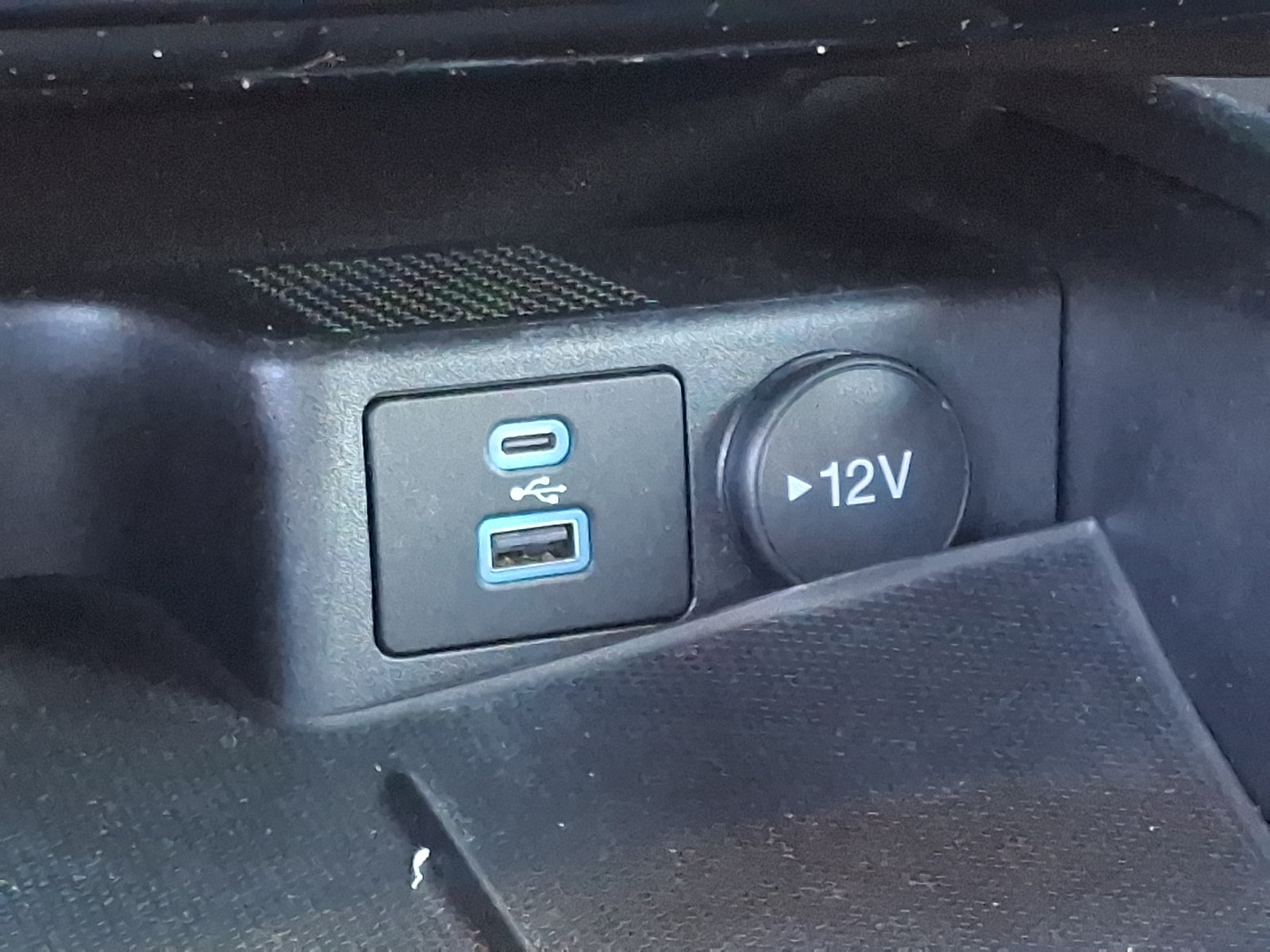 Certified 2022 Ford Escape SE AWD/4WD image 17