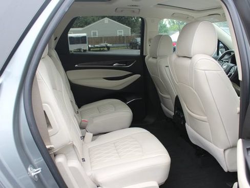 Used 2024 Buick Enclave Avenir w/ Avenir Technology Package AWD/4WD image 8