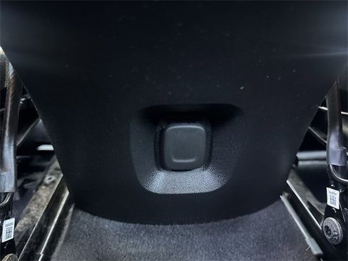 Used 2022 Chevrolet Malibu LS image 21