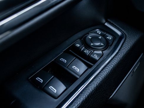 Used 2024 GMC Sierra 2500 Denali w/ Technology Package image 35