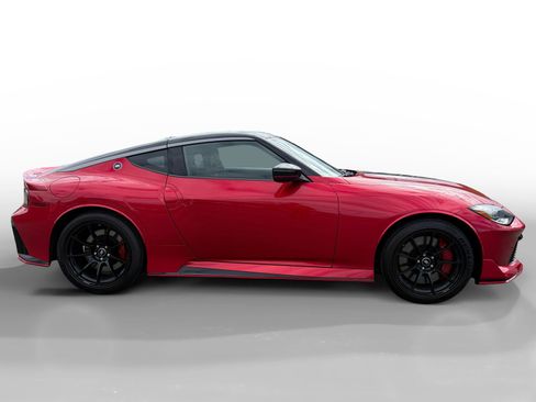 Used 2024 Nissan Z NISMO w/ Floor Mat Package image 6