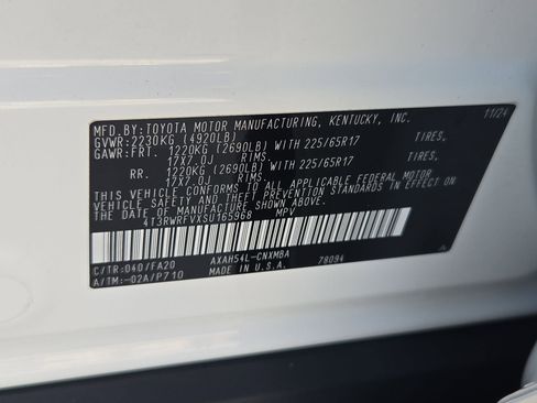 Used 2025 Toyota RAV4 XLE AWD/4WD image 34