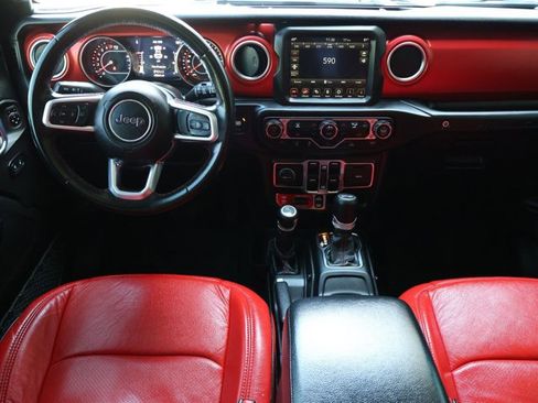 Used 2021 Jeep Wrangler Unlimited Rubicon w/ Uconnect 4C Nav & Sound Group AWD/4WD image 19