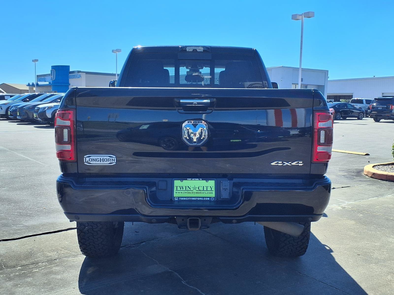 Used 2022 RAM 2500 Limited AWD/4WD image 6