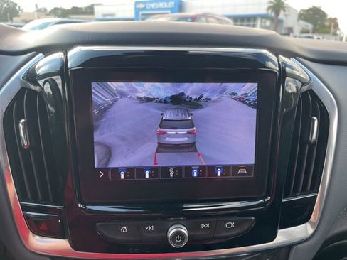 Used 2020 Chevrolet Traverse Premier image 31