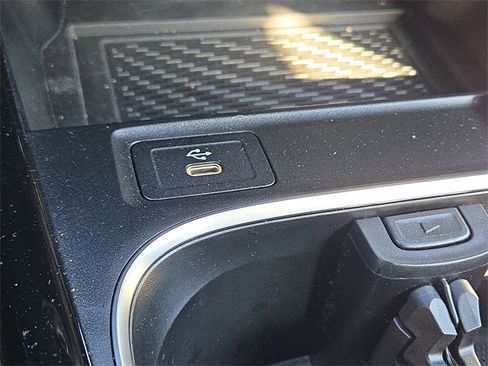 Used 2025 Mercedes-Benz CLA 250 4MATIC image 15