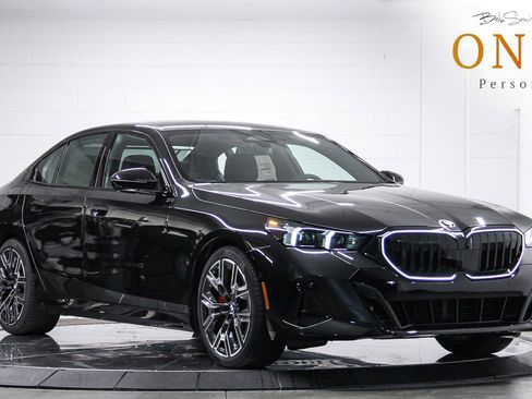 New 2026 BMW 540i xDrive w/ Executive Package AWD/4WD image 1
