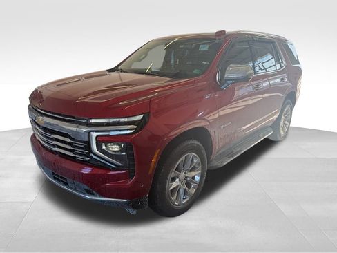 Used 2025 Chevrolet Tahoe Premier w/ Sun And Tow Package image 9