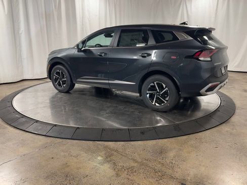 Certified 2025 Kia Sportage LX image 6