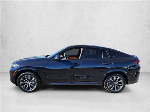 New 2026 BMW X6 xDrive40i w/ Climate Comfort Package image 5