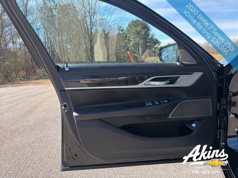Used 2020 BMW 750i xDrive w/ Executive Package AWD/4WD image 17
