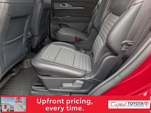 Used 2026 Ford Explorer ST-Line w/ ST-Line Street Pack RWD image 12
