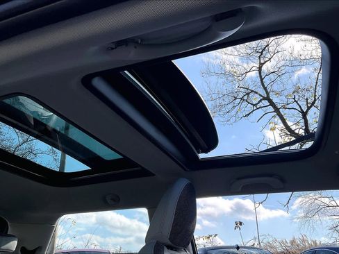 Used 2025 MINI Cooper S image 13