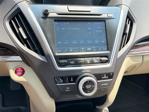 Used 2020 Acura MDX SH-AWD image 16