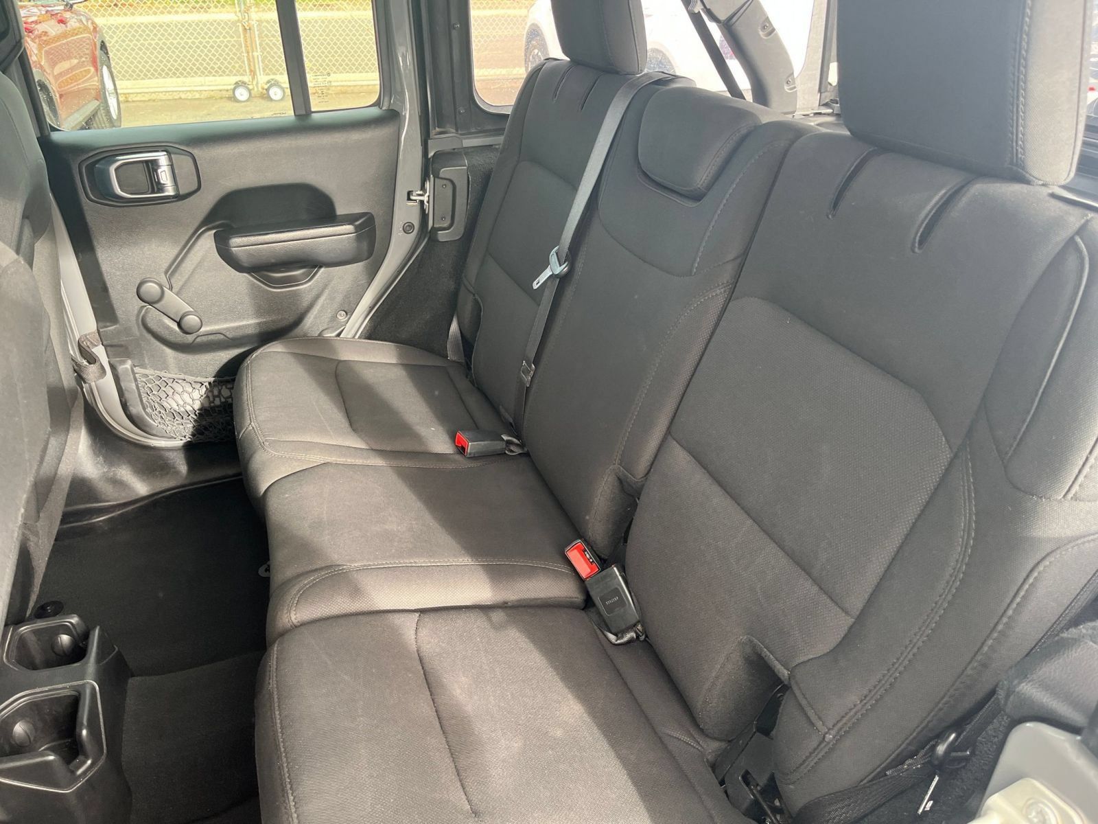 Used 2023 Jeep Wrangler Unlimited Sport AWD/4WD image 34