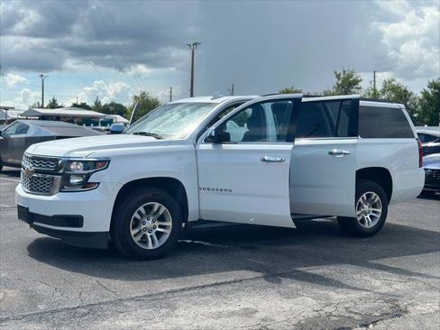 Used 2019 Chevrolet Suburban LT AWD/4WD image 2