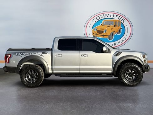 Used 2018 Ford F150 Raptor w/ Equipment Group 802A Luxury image 6