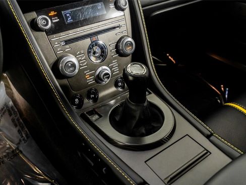 Used 2015 Aston Martin V8 Vantage GT image 32