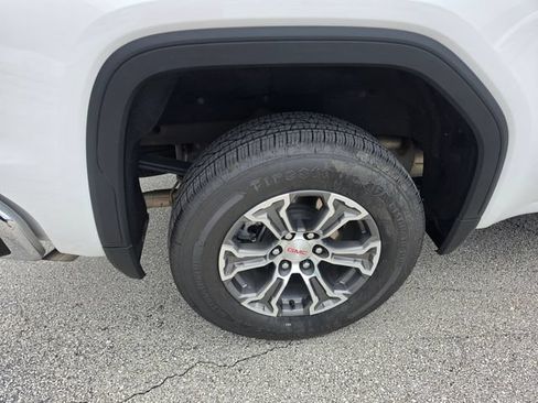 Used 2026 GMC Sierra 1500 SLT RWD image 14