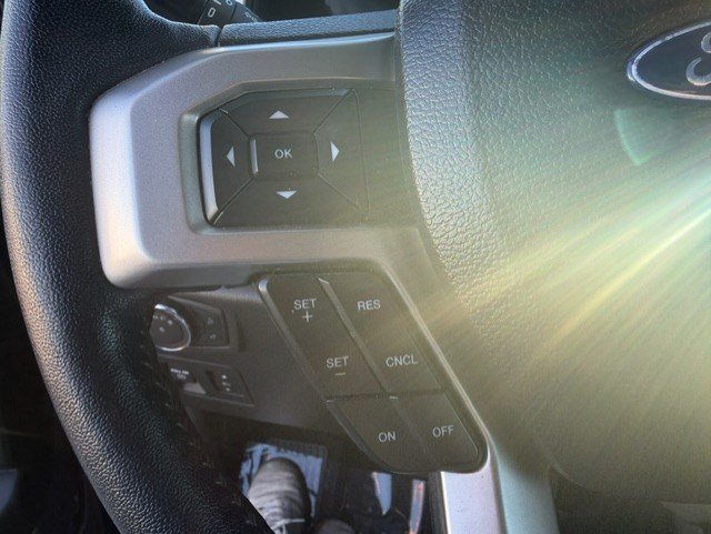 Used 2020 Ford F150 Lariat w/ Equipment Group 502A Luxury AWD/4WD image 14