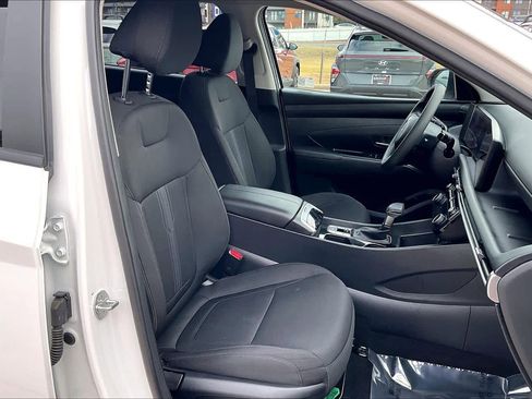 Certified 2025 Hyundai Tucson SEL image 8