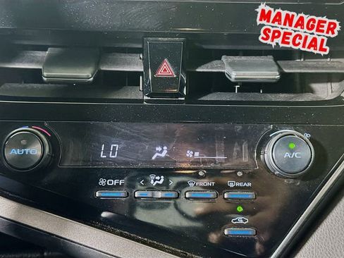 Used 2021 Toyota Camry SE FWD image 17