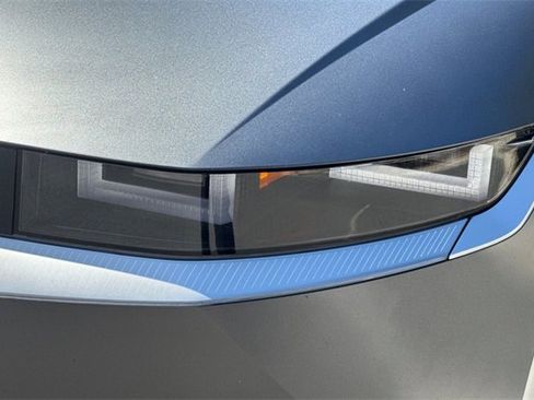 Used 2023 Hyundai Ioniq 5 Limited image 52