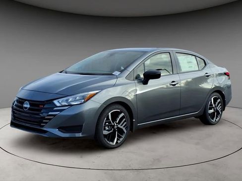 New 2025 Nissan Versa SR w/ Trunk Package image 1