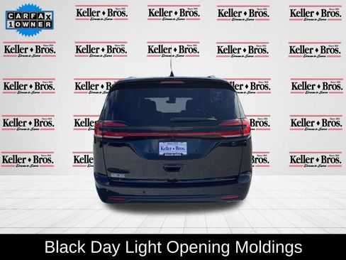 Certified 2024 Chrysler Pacifica Touring-L w/ S Appearance Package AWD/4WD image 6