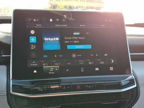 Used 2024 Jeep Compass Limited image 16