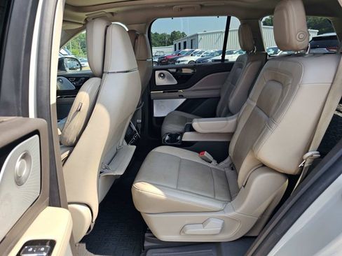 Used 2020 Lincoln Aviator Reserve w/ Equipment Group 202A AWD/4WD image 28