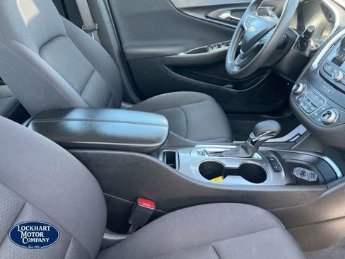 Used 2024 Chevrolet Malibu LT FWD image 30