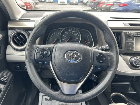 Used 2014 Toyota RAV4 LE AWD/4WD image 13