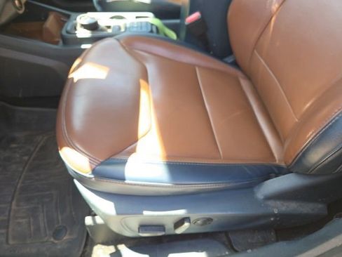 Used 2022 Ford Maverick Lariat w/ Lariat Luxury Package FWD image 8
