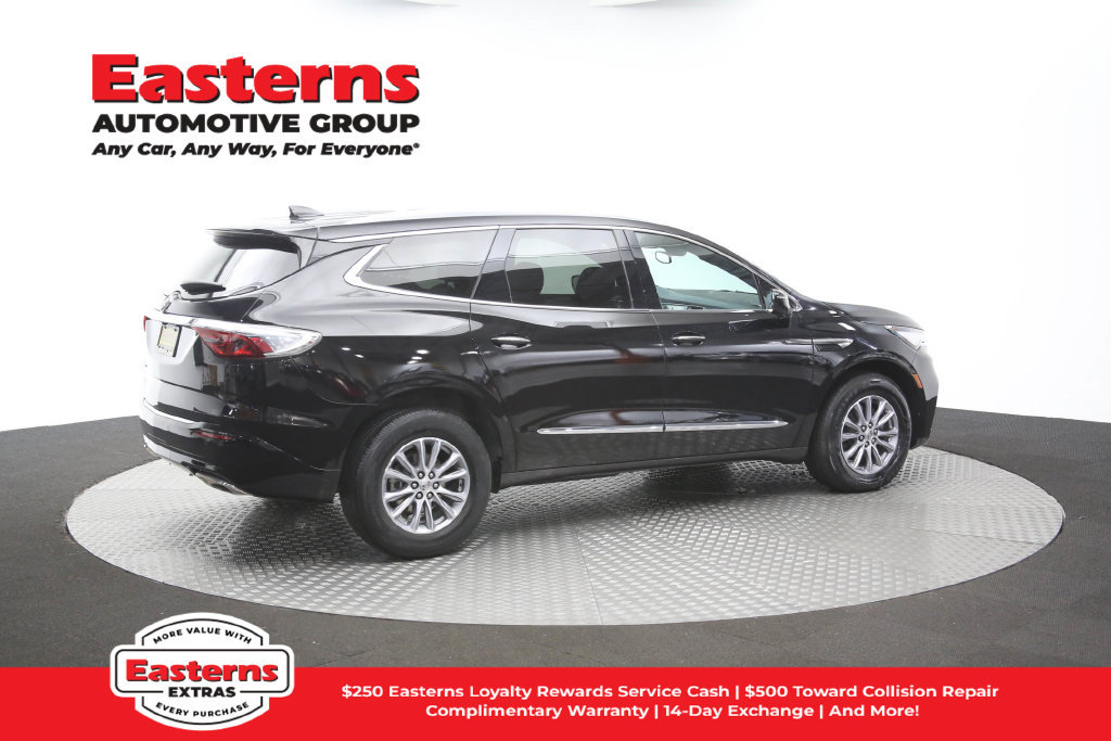 Used 2023 Buick Enclave Essence AWD/4WD image 45