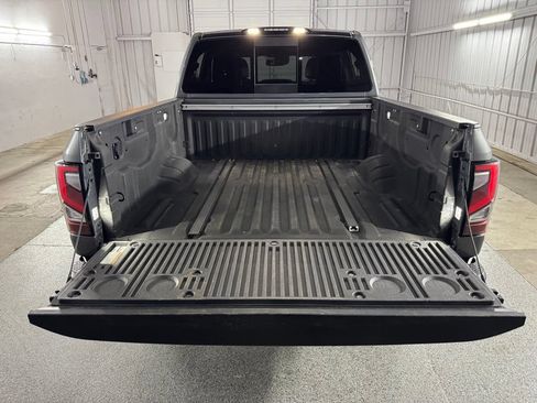 Used 2020 Nissan Titan PRO-4X w/ Pro-4x Convenience Package AWD/4WD image 49
