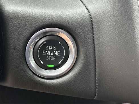 Used 2024 Chevrolet Tahoe LT image 15