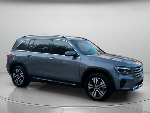 Used 2026 Mercedes-Benz GLB 250 w/ Exclusive Package image 35