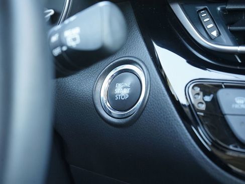 Used 2022 Toyota C-HR Limited image 26