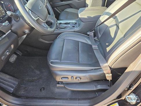 Used 2023 Chevrolet Traverse Premier w/ Redline Edition image 13