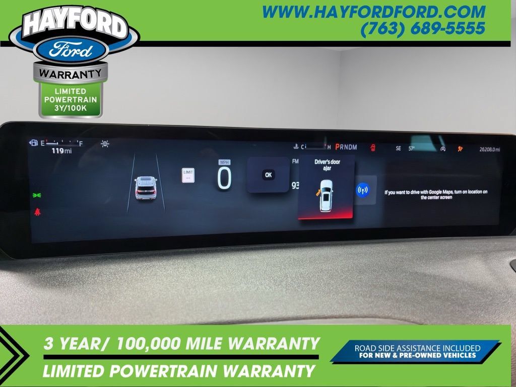 Used 2025 Ford Expedition Active AWD/4WD image 10