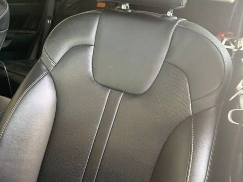 Used 2022 Kia Sorento SX AWD/4WD image 5