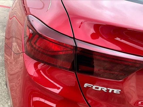Certified 2024 Kia Forte LXS FWD image 27