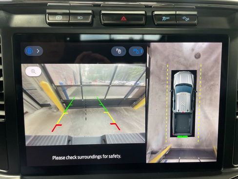 Used 2024 Ford F250 Lariat w/ Sport Appearance Package image 51