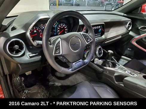 Used 2016 Chevrolet Camaro LT RWD image 7