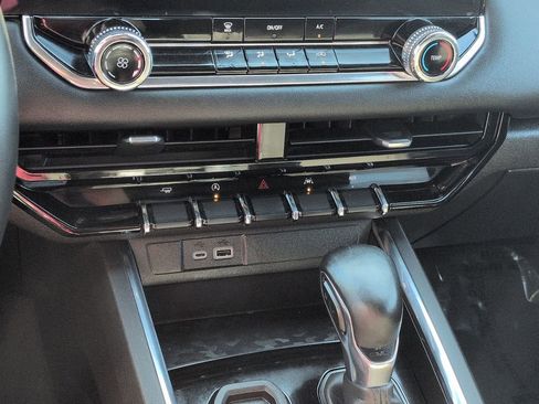 Used 2023 GMC Canyon Elevation w/ Trailering Package image 19