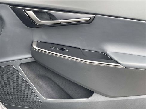 New 2025 Kia EV6 Wind image 12