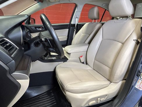 Used 2017 Subaru Legacy 2.5i Limited image 22